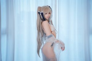 Quan冉有点饿安克雷奇泳装47p