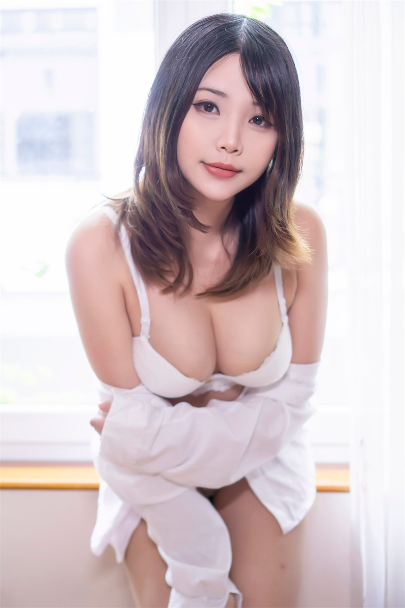 Hana Bunny图集：肉肉的性感模特和COS小姐姐_6